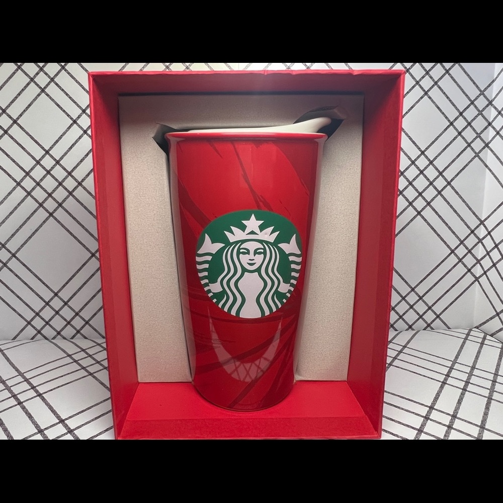 •NIB• Starbucks Traveler Mug